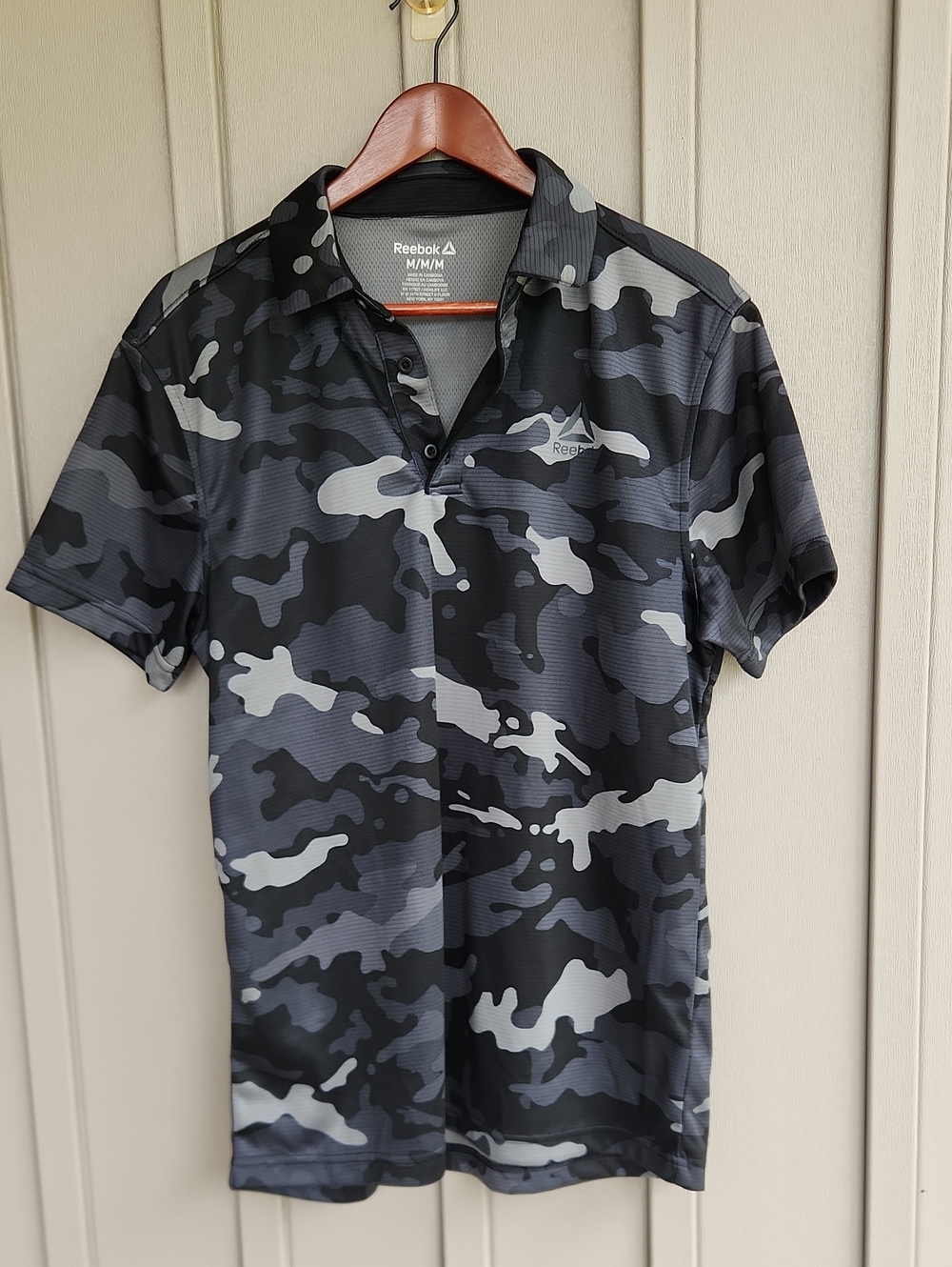 Reebok Men’s Black & Gray Camouflage Performance Polo M